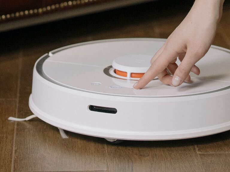 Apartment Technology Goes from Luxury to Necessity