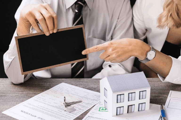 What to Expect When Working with a Property Management Company: Services and Standards
